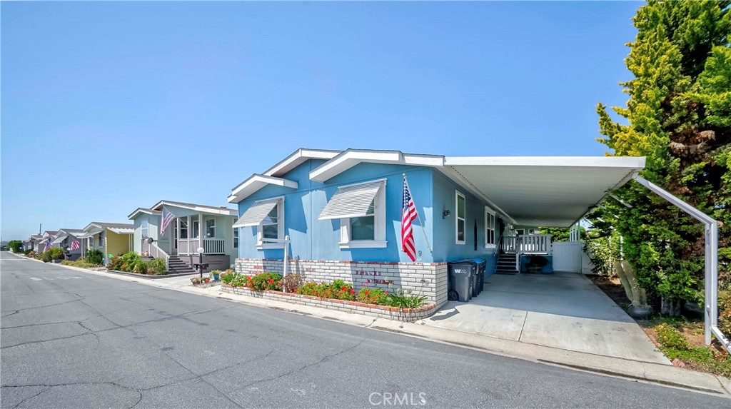 1065 W Lomita Boulevard 469