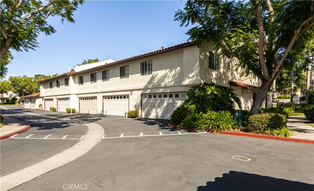 University City - Residential Lease