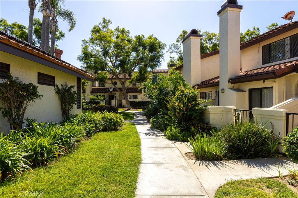 University City - Residential Lease
