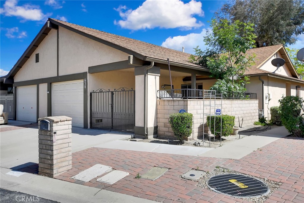 Charming, single-story 2-bedroom, 2-bathroom condominium, located in the Sunrise 55+ Senior Community of San Jacinto. Spacious living room with sliding doors leading to a covered concrete patio that has a view of backyard. Two spacious bedrooms with one having its own bathroom. Other amenities are coat closet, laundry in garage and 1 car attached garage and an enclosed front porch. Close to all amenities, shops, dining, and easy access to I-79 and I-1. Sunrise Community has a community clubhouse, pool, and spa.