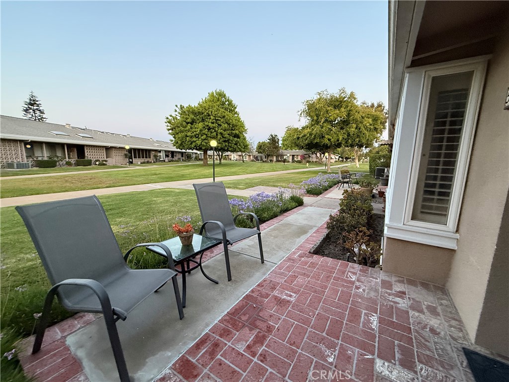 1240 Oakmont 52J