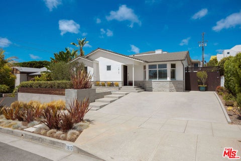 Photo of 1817 Euclid Street, Santa Monica, CA 90404 (MLS # 26867933)