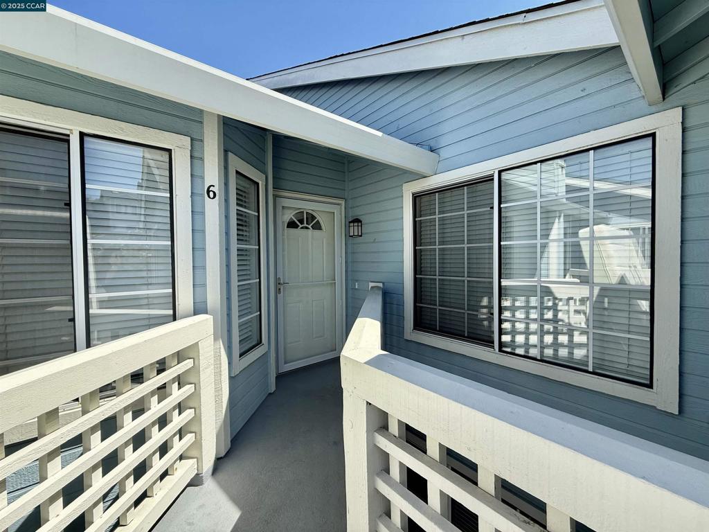 QUIET HARBOR - Residential