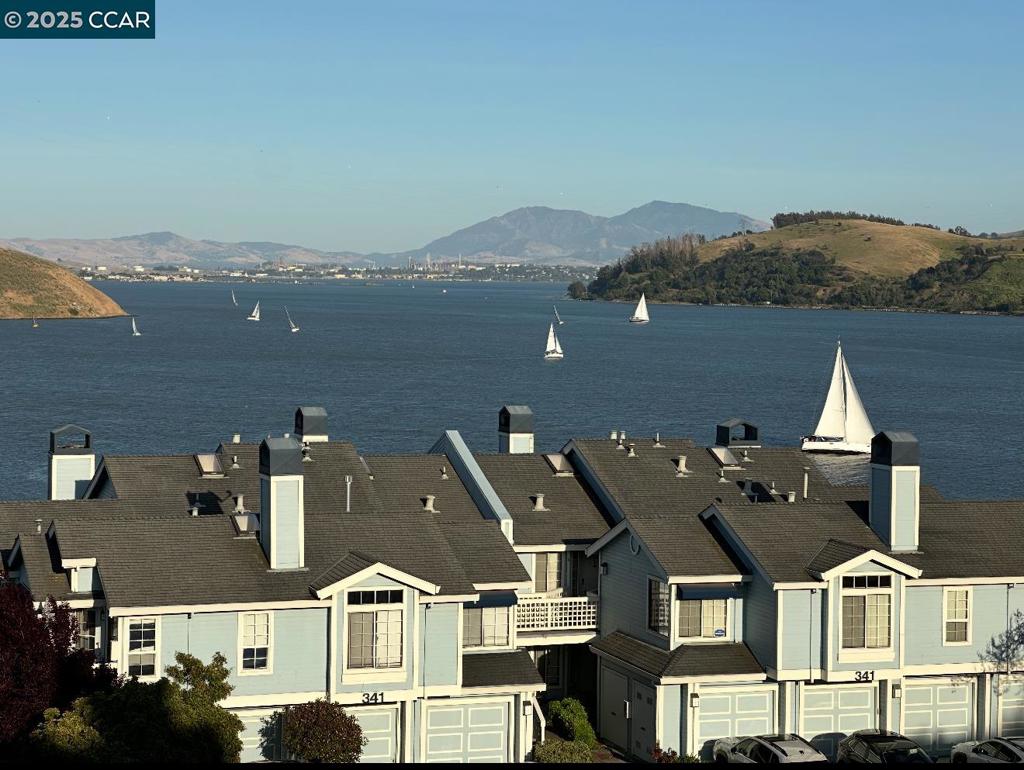 QUIET HARBOR - Residential
