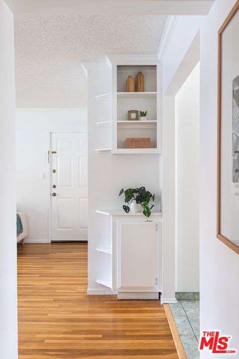 5882 Bowcroft Street 3