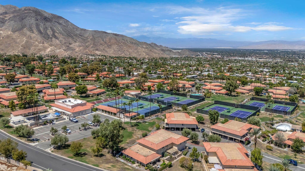 73164 Bill Tilden Lane