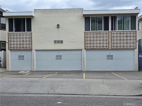 Photo of 706 E Harvard ST #5, Glendale, CA 91205 (MLS # BB26113478)