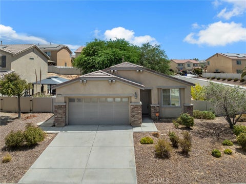 Photo of 16707 Ukiah ST, Victorville, CA 92394 (MLS # HD26178859)