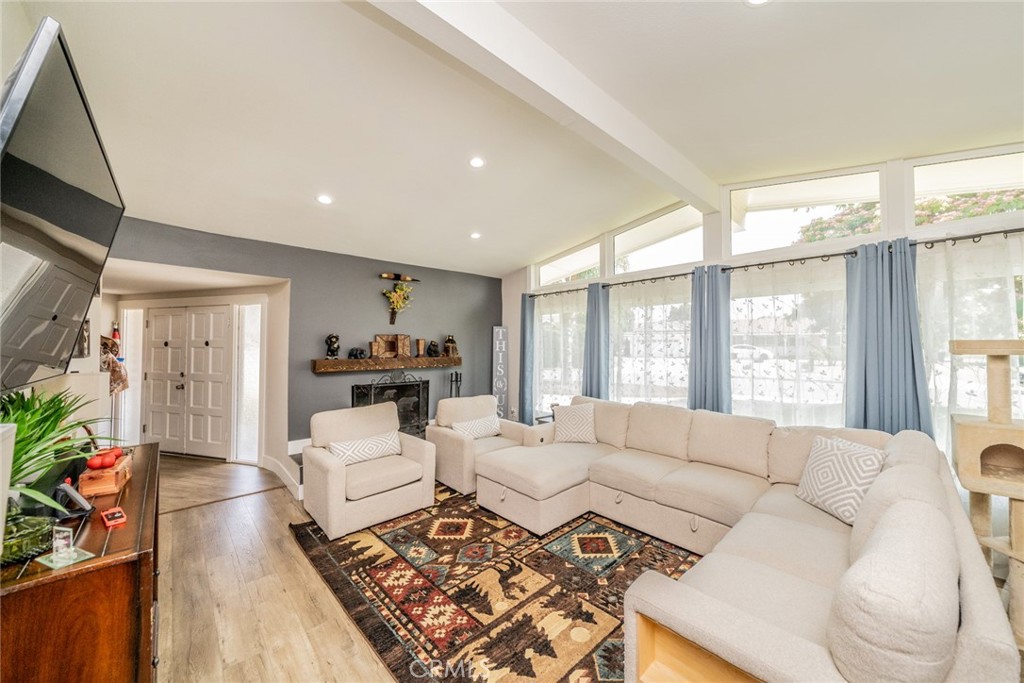 5716 Magnolia Avenue