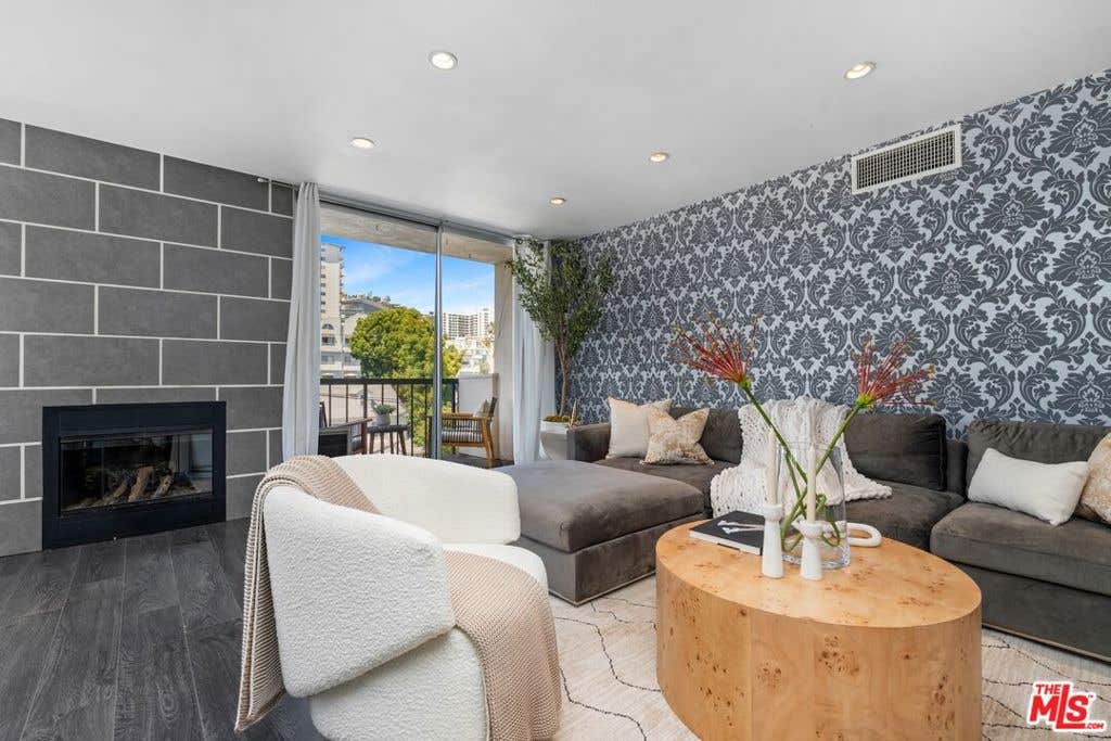 Photo of 8530 HOLLOWAY Drive #311, West Hollywood, CA 90069 (MLS # 26815895)