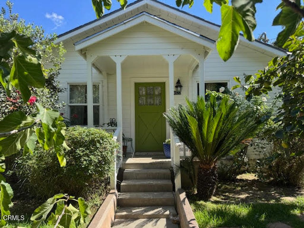 Photo of 4522 Ojai Road, Santa Paula, CA 93060 (MLS # V1-32701)