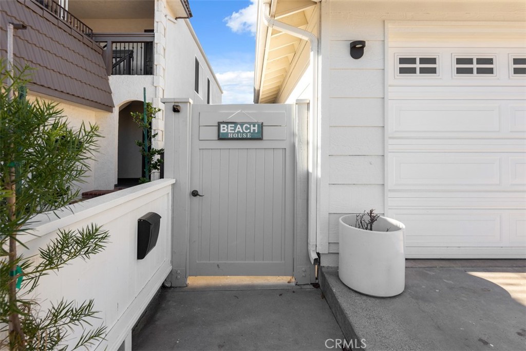 33821 El Encanto Avenue