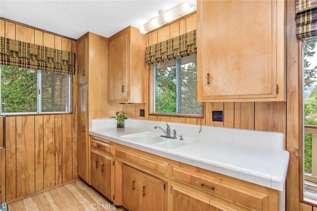 Crestline (CRES) - Residential