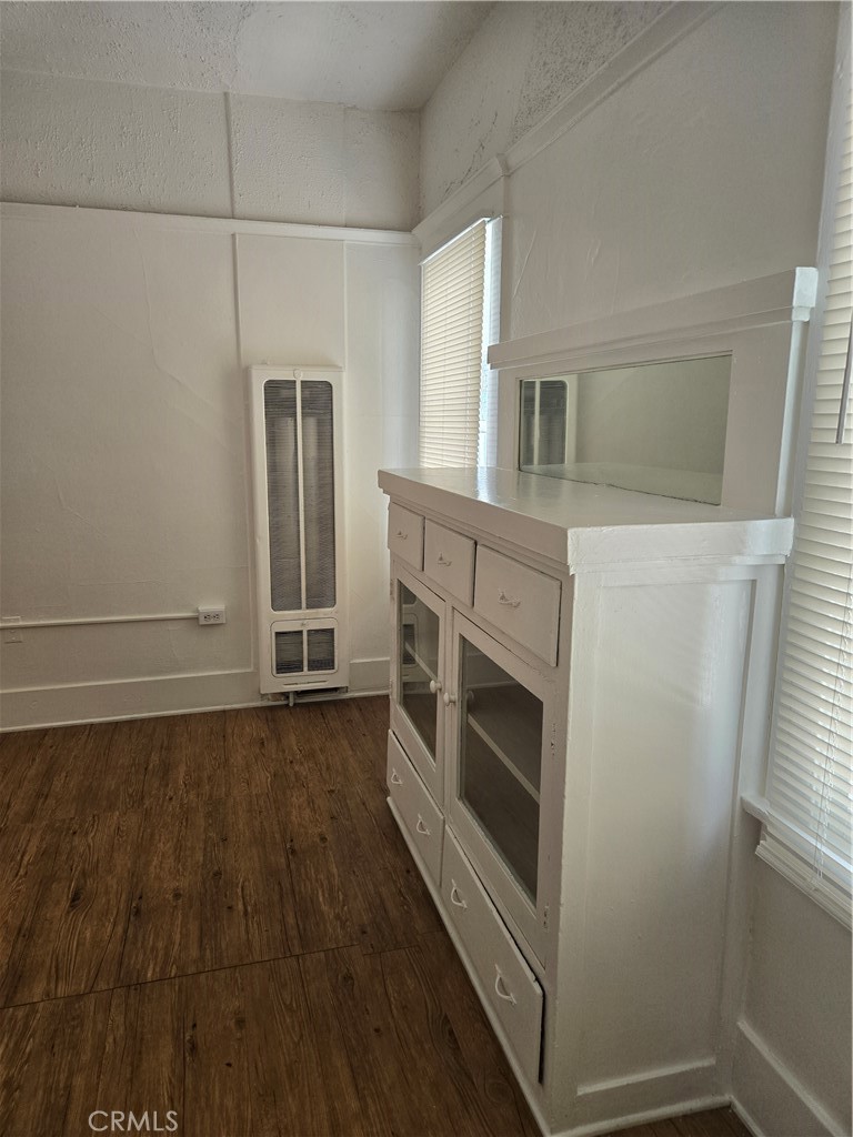 Alamitos Beach (AB) - Residential Lease