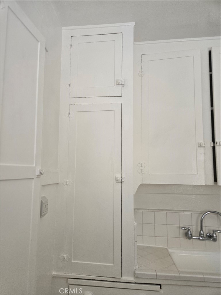 Alamitos Beach (AB) - Residential Lease