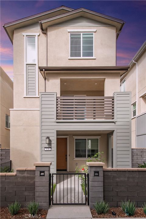 Photo of 136 Ruby Road, Rancho Mission Viejo, CA 92694 (MLS # OC25274115)