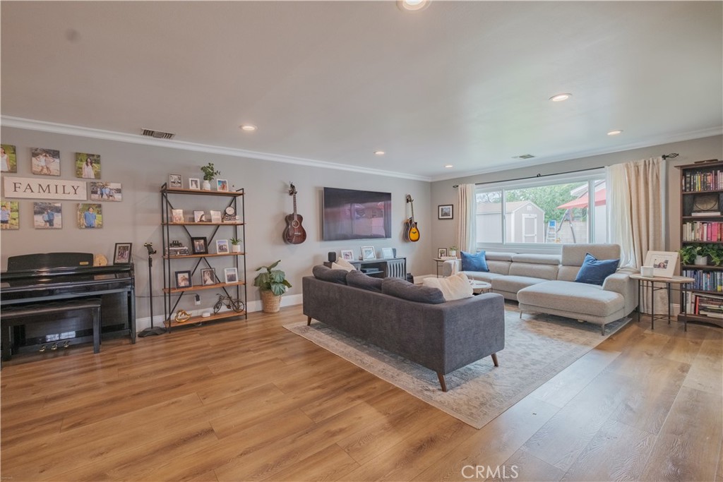 9125 Parise Dr.