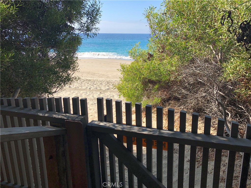 Laguna Royale (LAR) - Residential