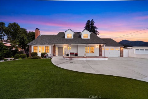 Photo of 547 W 25th ST, Upland, CA 91784 (MLS # CV26165475)