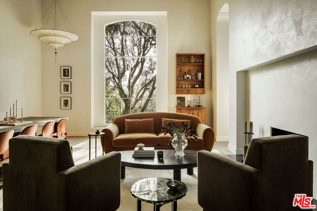 Photo of 7776 Firenze Avenue, Los Angeles, CA 90046 (MLS # 25590377)