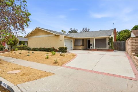 Photo of 559 Pierpont Drive, Costa Mesa, CA 92626 (MLS # PW26148674)