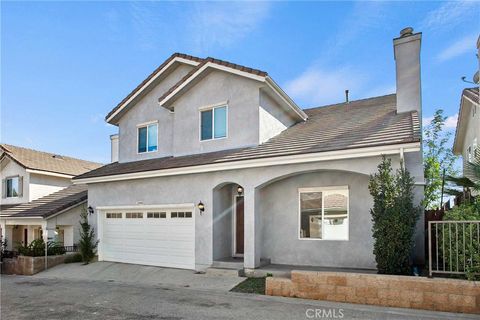 11843 Apple Grove Lane Sylmar CA 91342