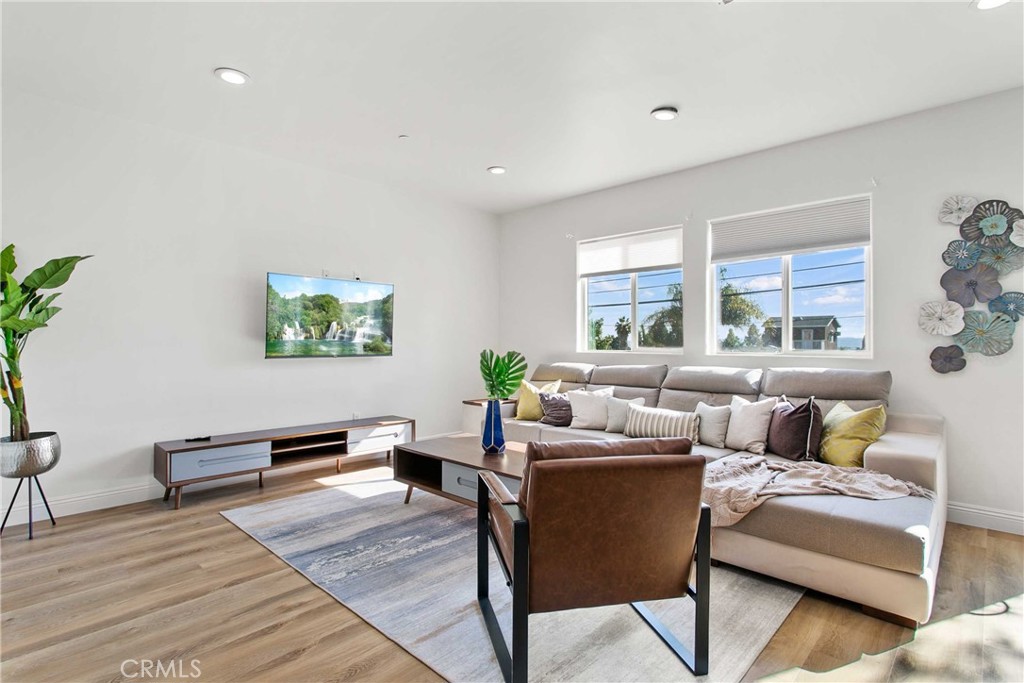 Properties 1 11843 Apple Grove Lane