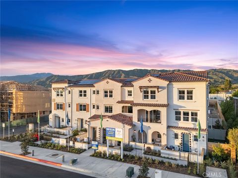 733 E. Route 66 Glendora CA 91740