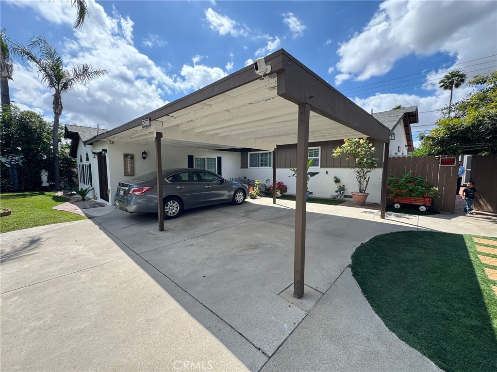 2835 Etiwanda Avenue