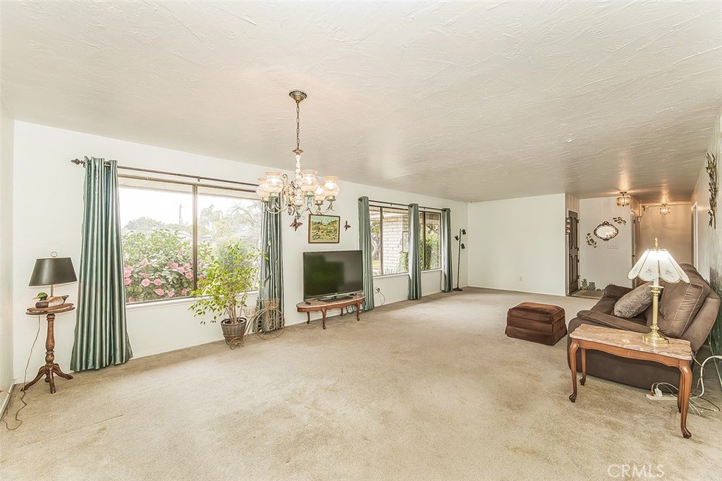 2793 W San Madele