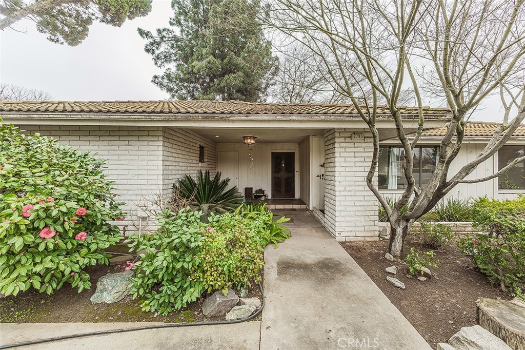 2793 W San Madele