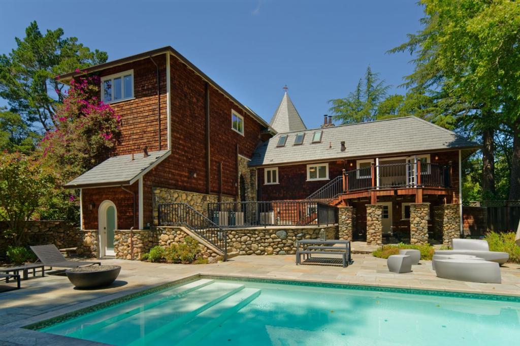 350 Willowbrook Road