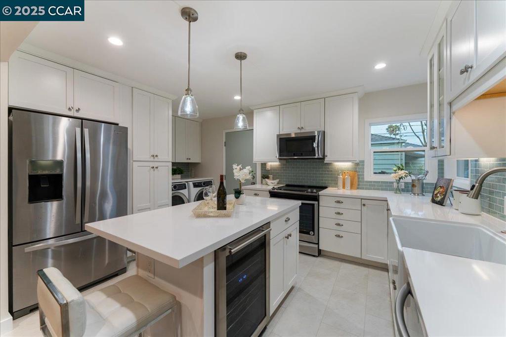 RICHMOND VIEW - Residential