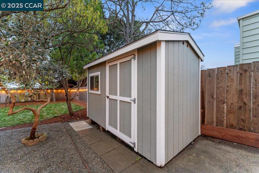 RICHMOND VIEW - Residential