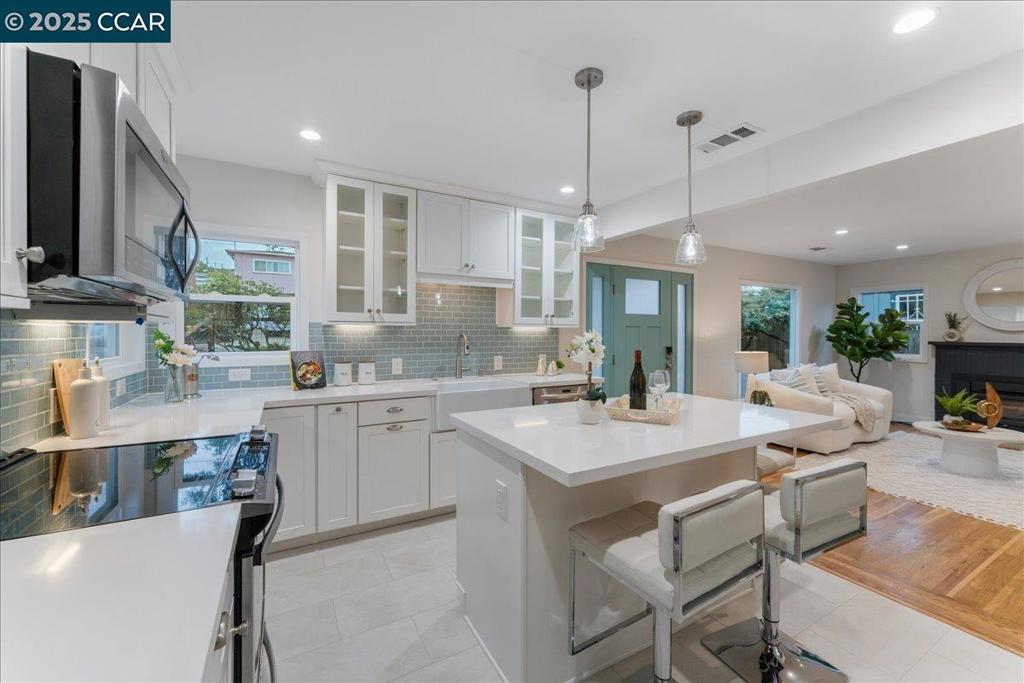 RICHMOND VIEW - Residential