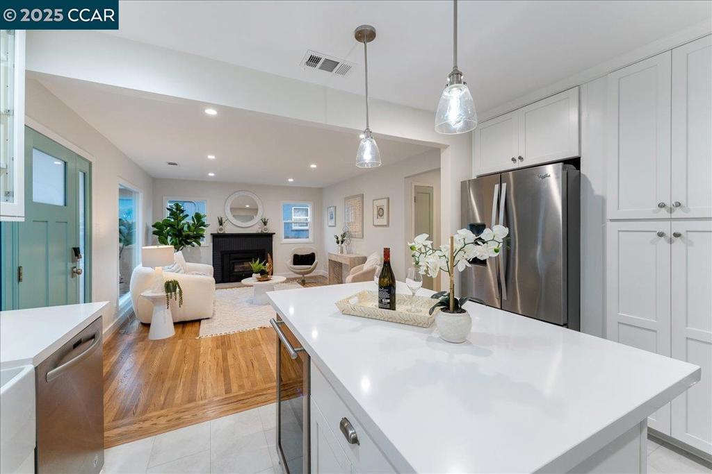 RICHMOND VIEW - Residential