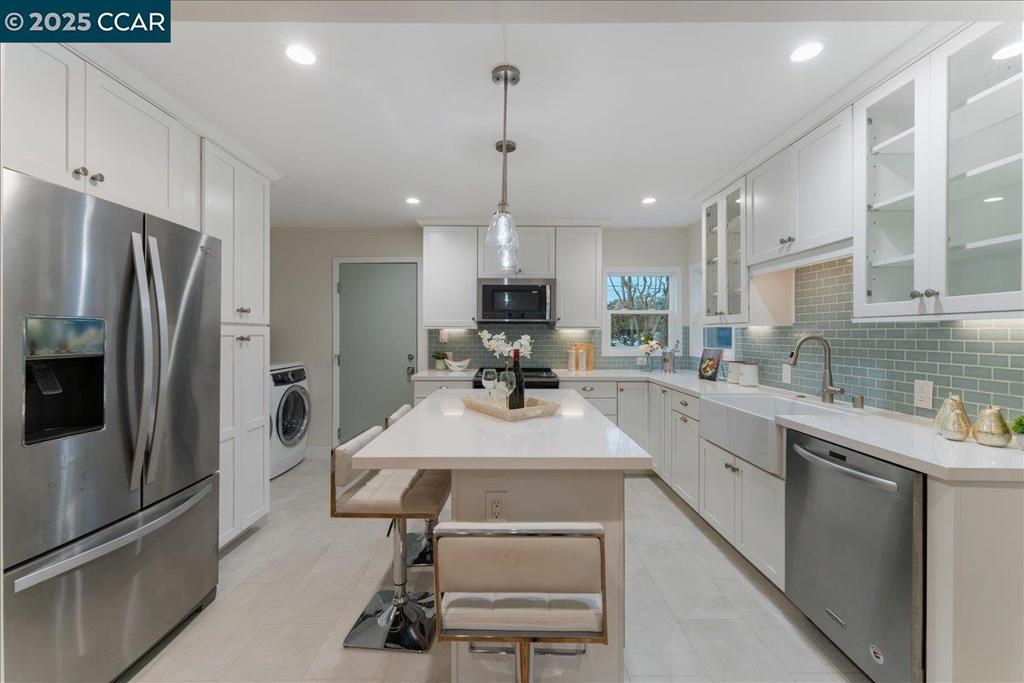 RICHMOND VIEW - Residential