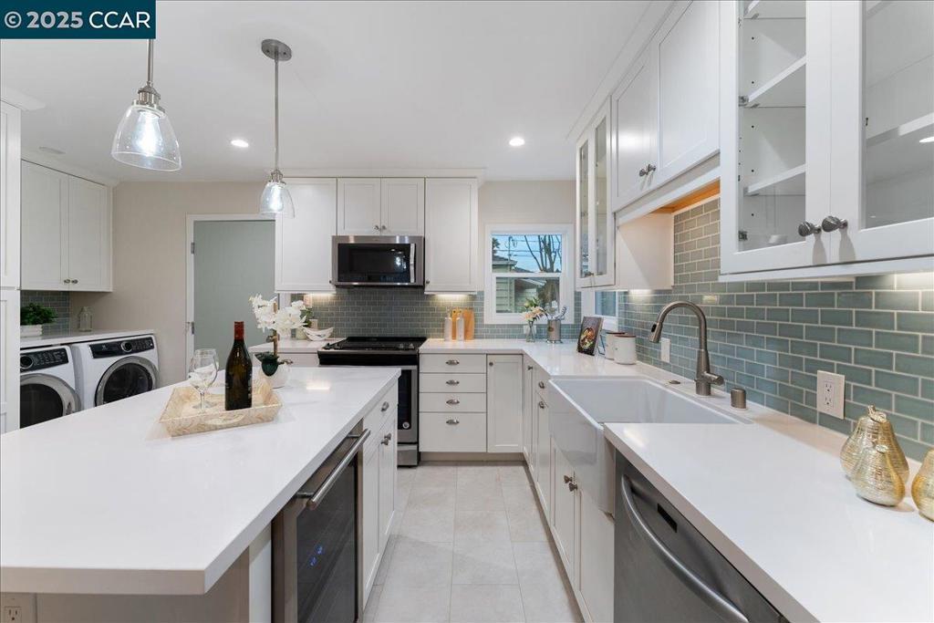 RICHMOND VIEW - Residential