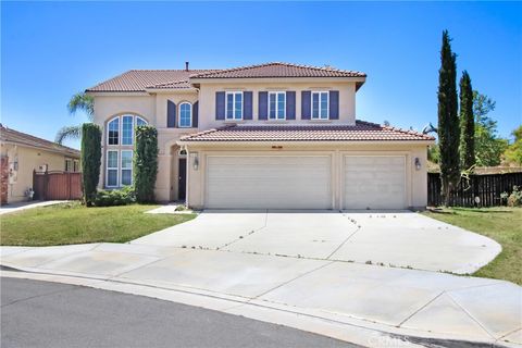 Photo of 34169 Sandy Avenue, Murrieta, CA 92563 (MLS # SW26101506)