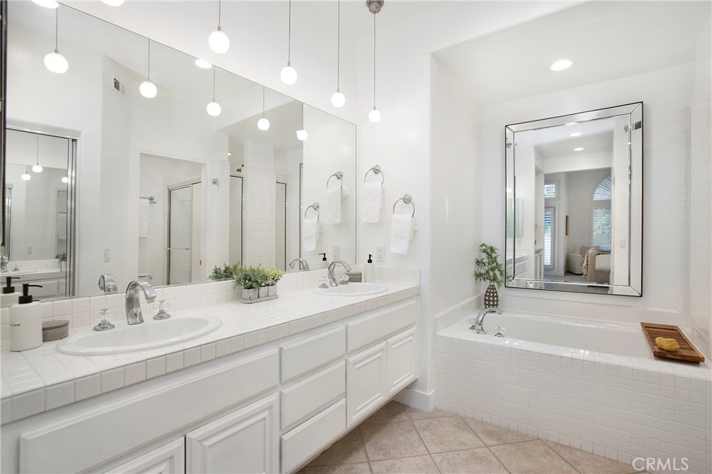 Riviera (BB) (BRI) - Residential Lease