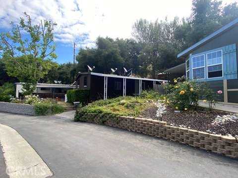 1667 Las Virgenes Canyon 11