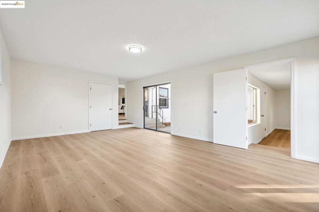 RICHMOND - Residential