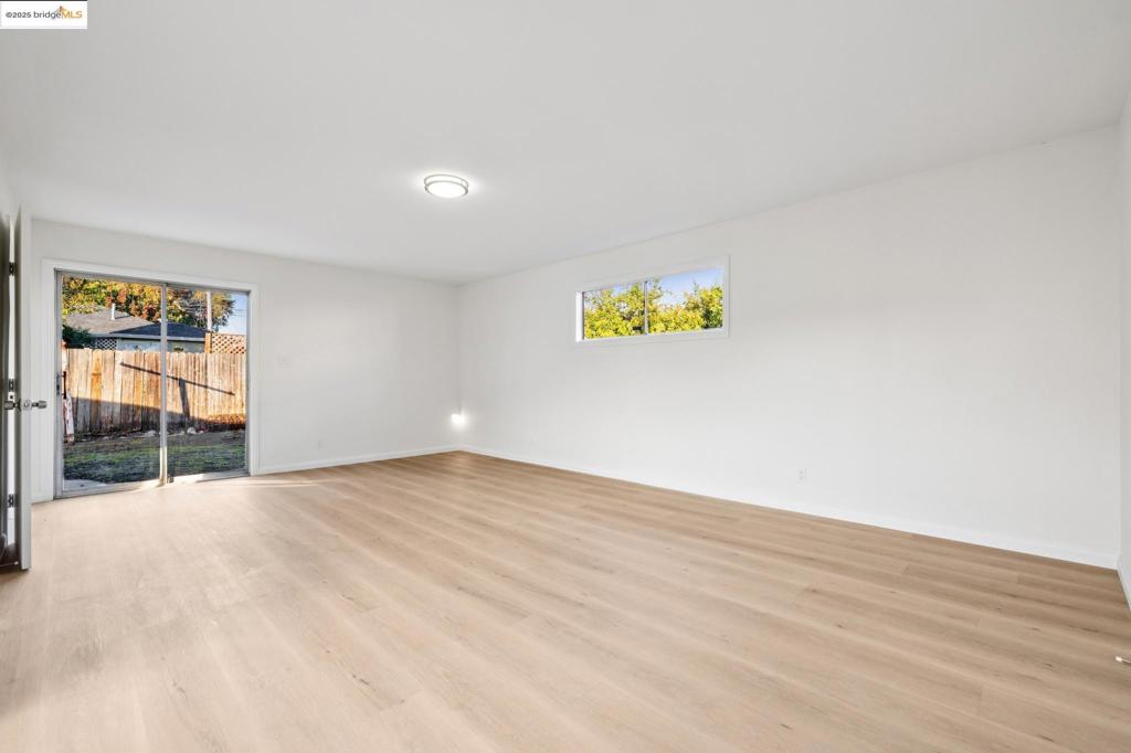 RICHMOND - Residential