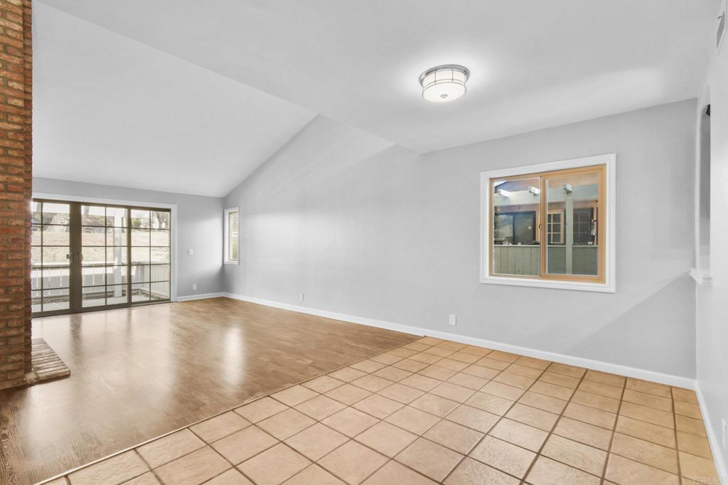 Smoke Tree (SMTR) - Residential