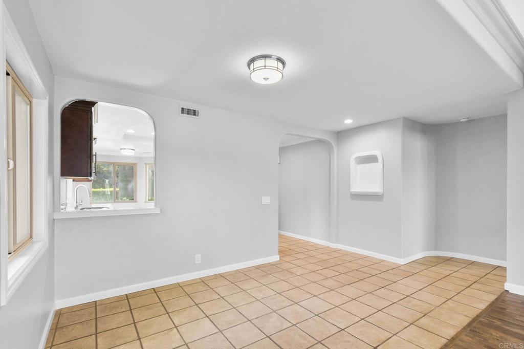 Smoke Tree (SMTR) - Residential