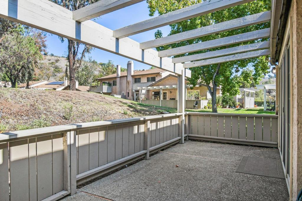 Smoke Tree (SMTR) - Residential