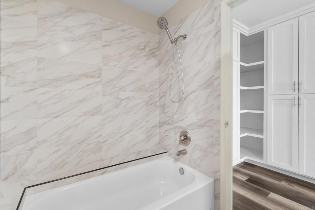 Smoke Tree (SMTR) - Residential