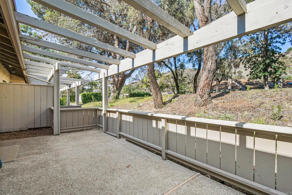 Smoke Tree (SMTR) - Residential