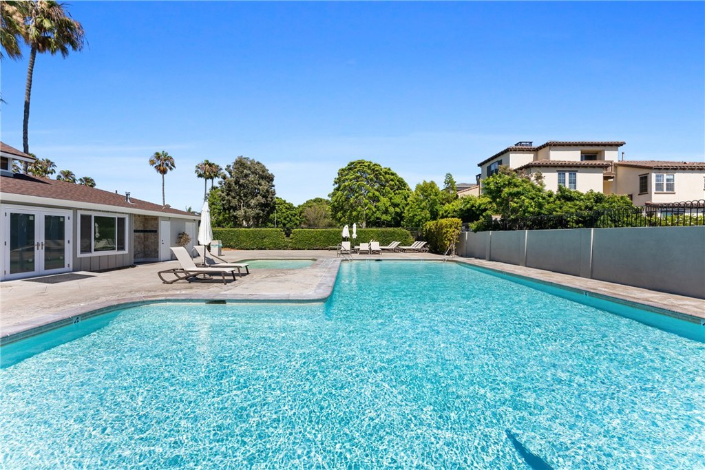 Surfside (SURF) - Residential