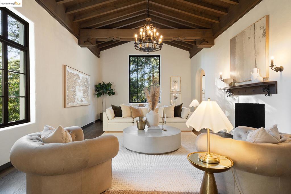 CROCKER HGHLANDS - Residential